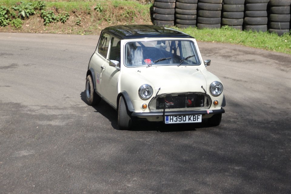 23/24 April-16 Wiscombe Hillclimb